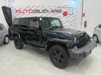 Usado Jeep Wrangler Unlimited Sahara 177 CV (130 kW) 2008 Negro SUV