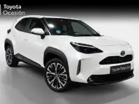 Usado Toyota Yaris Hybrid Style 116 CV (85 kW) 2022 Blanco