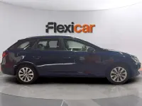 Usado Seat Leon ST Style 130 CV (95 kW) 2019 Azul Familiar