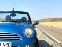 Usado Mini One Cabriolet 98 CV (72 kW) 2011 Azul Descapotable