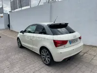 Usado Audi A1 Attraction 122 CV (89 kW) 2012 Blanco Utilitario