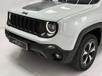 Usado Jeep Renegade Trailhawk 170 CV (125 kW) 2019 Blanco SUV