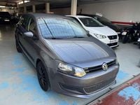 Usado VW Polo United 60 CV (44 kW) 2010 Gris Utilitario
