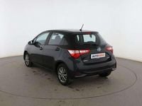 Usado Toyota Yaris Hybrid Active 101 CV (74 kW) 2017 Negro Berlina