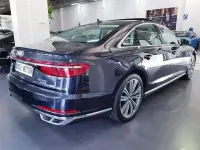 Usado Audi A8 Ambiente 286 CV (210 kW) 2018 Azul Berlina