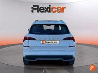 Usado Skoda Kamiq Ambition 110 CV (80 kW) 2021 Blanco SUV
