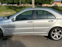 Usado Mercedes C180 Sport Edition 143 CV (105 kW) 2006 Gris Berlina