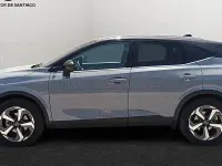 Usado Nissan Qashqai N-Connecta 158 CV (116 kW) 2023 Katana grey con techo midnight SUV