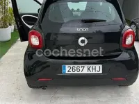 Usado Smart ForFour Passion 90 CV (66 kW) 2018 Negro Utilitario