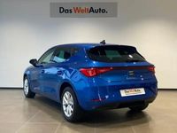 Usado Seat Leon Style 150 CV (110 kW) 2024 Azul