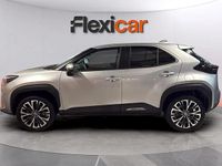 Usado Toyota Yaris Hybrid Style 116 CV (85 kW) 2022 Gris