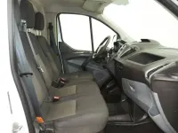 Usado Ford Transit Ambiente 105 CV (77 kW) 2018 Blanco Familiar
