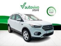 Usado Ford Kuga Trend 150 CV (110 kW) 2019 Blanco SUV