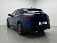 Usado Alfa Romeo Stelvio Sprint 190 CV (139 kW) 2022 Azul SUV