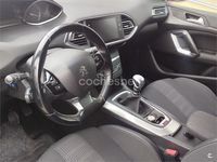 Usado Peugeot 308 Allure 130 CV (95 kW) 2018 Azul Berlina