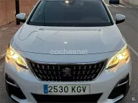 Usado Peugeot 3008 Allure 120 CV (88 kW) 2018 Blanco SUV