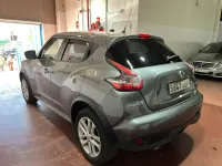 Usado Nissan Juke Tekna 110 CV (80 kW) 2015 Gris / plata SUV