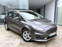 Usado Ford S-MAX Titanium 150 CV (110 kW) 2022 Gris / plata Monovolumen