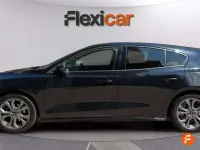 Usado Ford Focus ST-Line 125 CV (91 kW) 2023 Negro Berlina