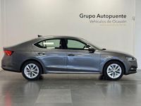 Usado Skoda Octavia Ambition 150 CV (110 kW) 2023 Gris Berlina
