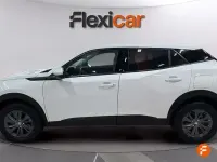 Usado Peugeot 2008 Active 100 CV (73 kW) 2021 Blanco SUV