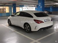 Usado Mercedes CLA200 Shooting Brake AMG line 156 CV (114 kW) 2017 Blanco Familiar