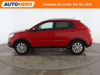 Usado Ssangyong (KGM) Korando 178 CV (130 kW) 2015 Rojo SUV