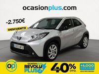 Usado Toyota Aygo X Play 72 CV (52 kW) 2024 Gris SUV