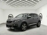 Usado Peugeot 5008 GT 180 CV (132 kW) 2018 Gris SUV