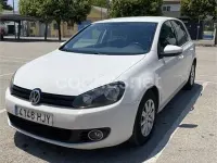 Usado VW Golf VII Advance 105 CV (77 kW) 2012 Blanco Berlina