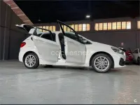 Usado BMW 225 Active Tourer iPerformance 224 CV (164 kW) 2018 Blanco Monovolumen