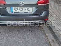 Usado VW Golf VII Advance 125 CV (91 kW) 2018 Gris / plata Familiar