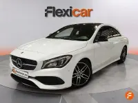 Usado Mercedes CLA180 122 CV (89 kW) 2018 Blanco Berlina