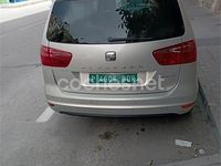 Usado Seat Alhambra Reference 140 CV (102 kW) 2013 Gris / plata Monovolumen