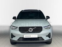 Usado Volvo XC40 Plus 163 CV (119 kW) 2024 Gris / plata SUV