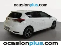 Usado Toyota Auris Hybrid Edition 136 CV (100 kW) 2018 Blanco Berlina