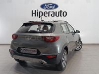 Usado Kia Stonic 84 CV (61 kW) 2023 Gris / plata SUV
