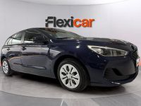 Usado Hyundai i30 120 CV (88 kW) 2019 Azul Berlina