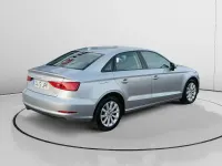 Usado Audi A3 Attraction 110 CV (80 kW) 2016 Gris Berlina