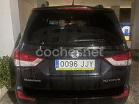 Usado Ssangyong (KGM) Rodius Limited 155 CV (114 kW) 2015 Negro Monovolumen