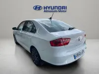 Usado Seat Toledo I-Tech 105 CV (77 kW) 2015 Blanco Utilitario
