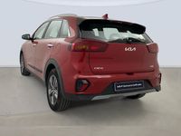 Usado Kia Niro 141 CV (103 kW) 2021 Rojo SUV