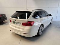 Usado BMW 318 Sport Line 150 CV (110 kW) 2017 Blanco Familiar