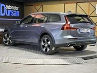 Usado Volvo V60 CC Pro 199 CV (146 kW) 2021 Gris Familiar