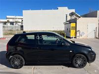 Usado VW Polo Trendline 75 CV (55 kW) 2002 Negro Berlina