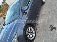 Usado Renault Mégane GrandTour Zen 110 CV (80 kW) 2017 Gris / plata Familiar