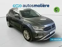 Usado VW T-Roc Life 150 CV (110 kW) 2022 Gris SUV