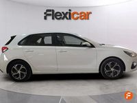 Usado Hyundai i30 116 CV (85 kW) 2021 Blanco Familiar