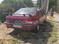 Usado Peugeot 405 123 CV (90 kW) 1989 Rojo Berlina