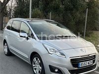 Usado Peugeot 5008 Style 150 HP (110 kW) 2014 Cinzento Monovolume